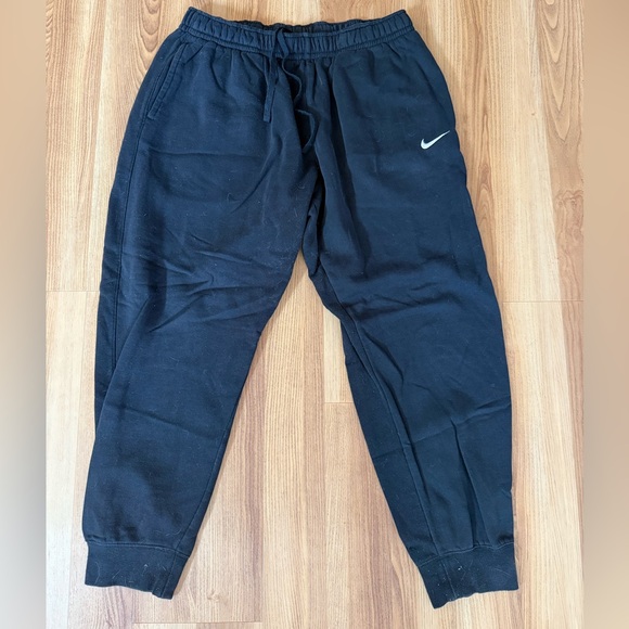 Nike Kids Black Sweatpants with White Logo - Picture 1 of 5